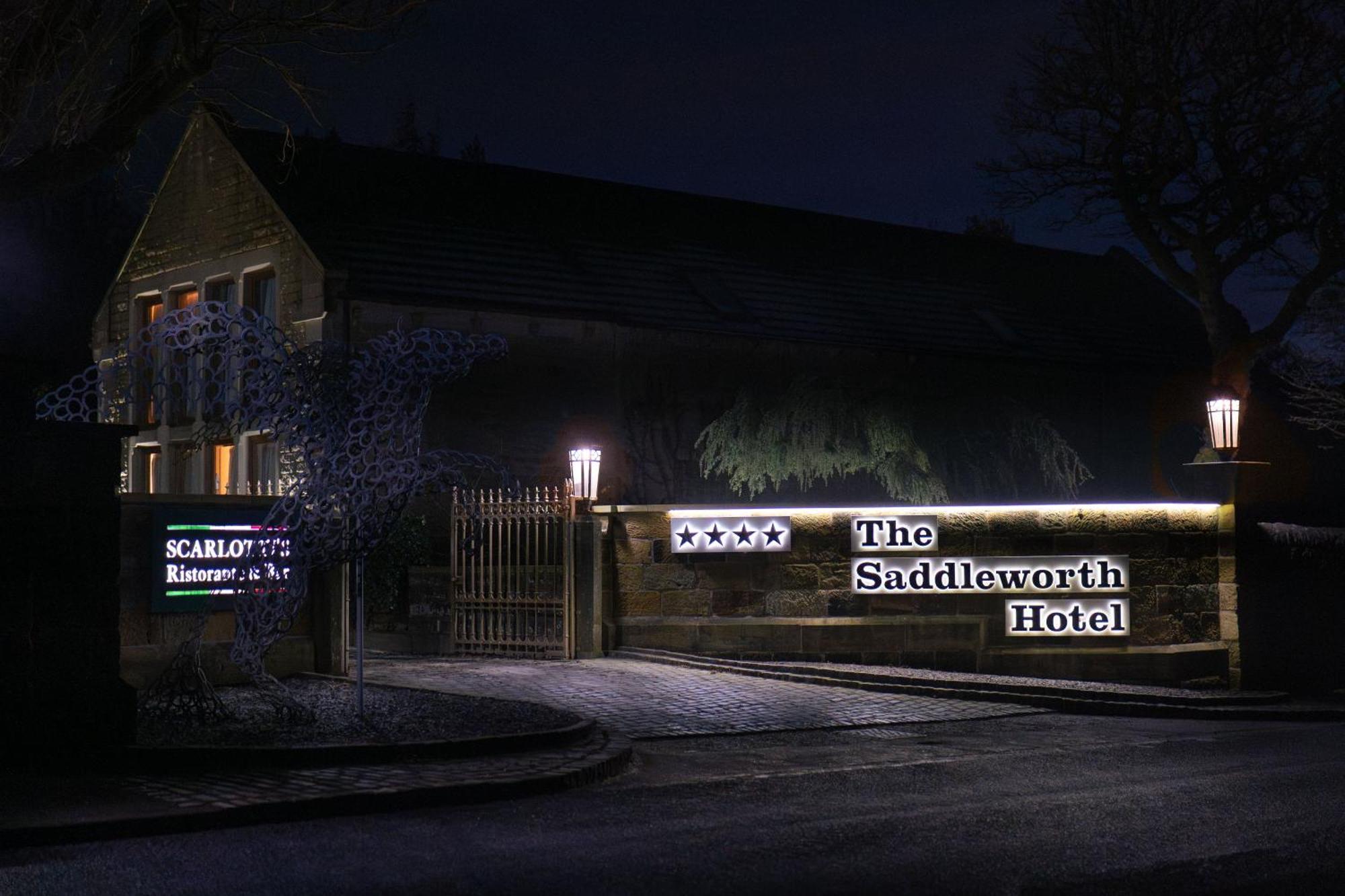 The Saddleworth Hotel Diggle 외부 사진