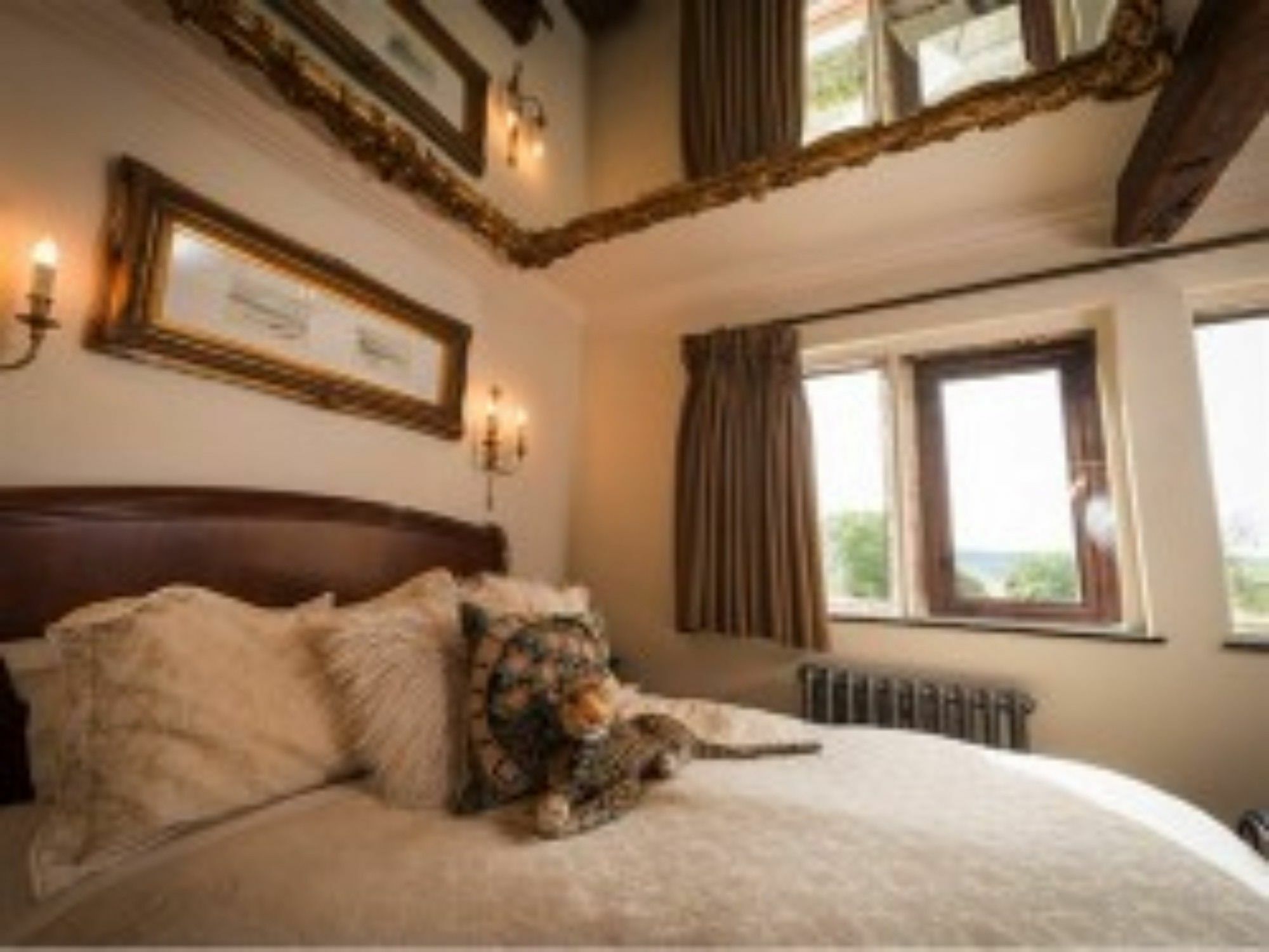 The Saddleworth Hotel Diggle 외부 사진